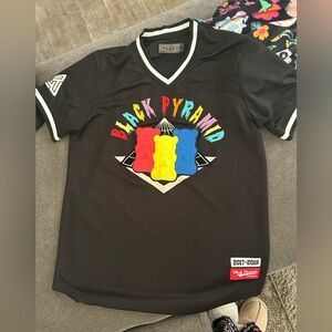 Black Pyramid Jersey